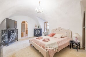 7 bedrooms, iron/ironing board, free WiFi, bed sheets - Casa Pietra - Piscine privative et toit terrasse (Montegrosso)