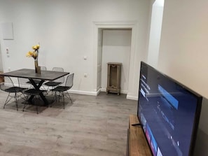 Lägenhet Design | Vardagsrum | Platt-tv