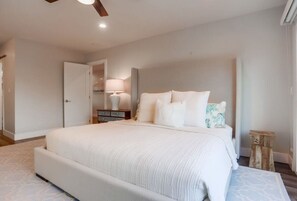 4 bedrooms, desk, iron/ironing board, travel crib