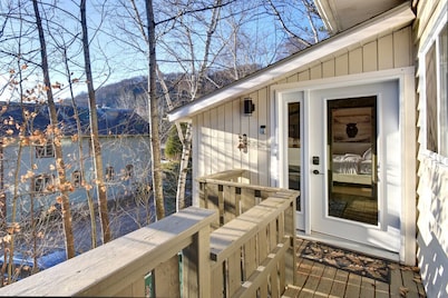 The Woodland Cabin by Instant Suites | Old Village