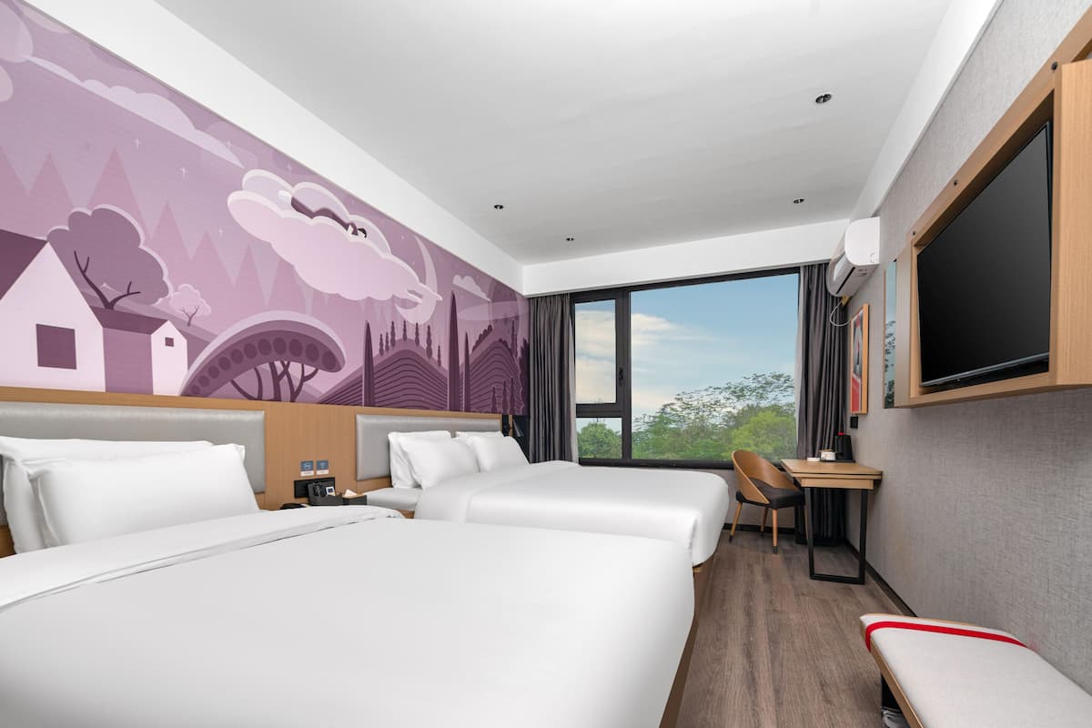 Premium bedding, down comforters, pillowtop beds, desk