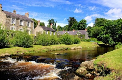 Water Cottage Rostrevor Village NITB Approved