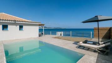 Alberca al aire libre