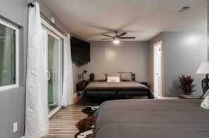 4 bedrooms, desk, iron/ironing board, free WiFi