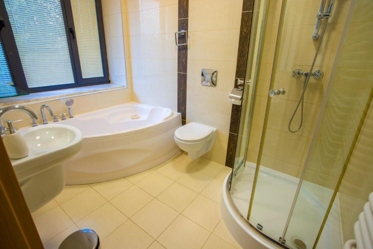 Apartment | Bathroom | Towels