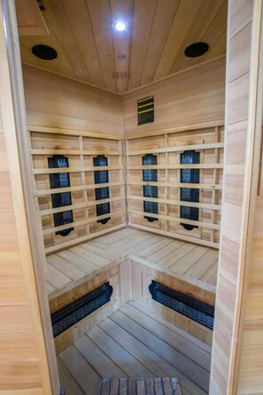 Sauna - Farys  (Krynica-Zdroj)