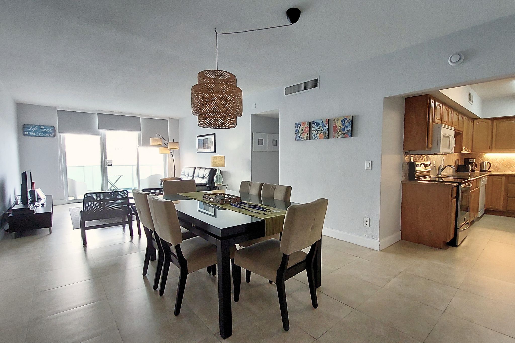 THE Tides 1 Bedroom Apartment, we are on the Beach!