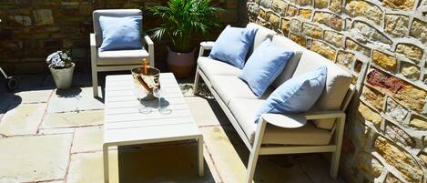 Cottage | Property grounds
