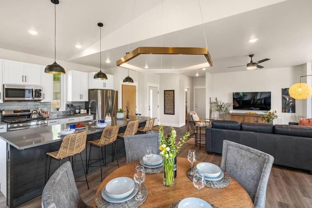 Farm Land Flat In Beautiful Bozeman!