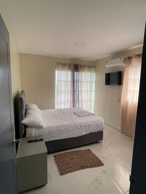 2 habitaciones, wifi gratis y ropa de cama 