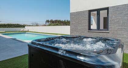 Chill House - Villa with playing room and at 3km away from the beach