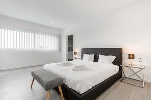 6 chambres, fer et planche à repasser, Wi-Fi gratuit, draps fournis