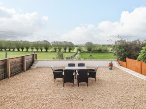 Property grounds - Delabere Road (Cheltenham)