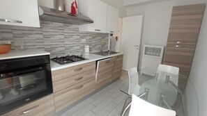 Private kitchen - ALASSIO 100 MT FROM THE SEA (Alassio)