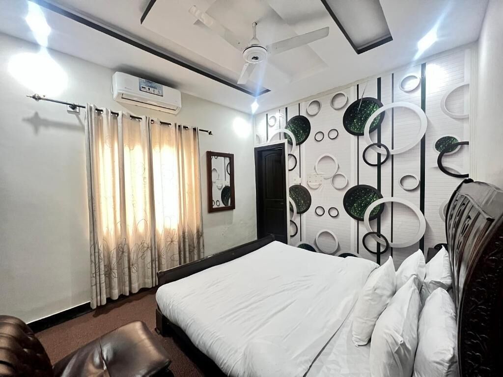 Habitació doble Deluxe | Planxa i posts de planxar i wifi gratuïta 