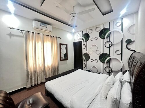 White Rose Guest House