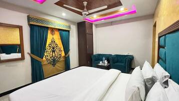 Kamar Double Deluks | Setrika/meja setrika dan Wi-Fi gratis