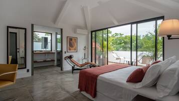 Junior Suite | 1 bedroom, Egyptian cotton sheets, premium bedding, memory foam beds