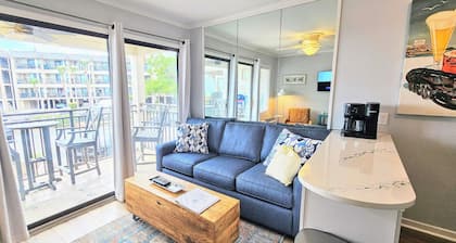 RENOVATED! Seaside Villas 1 BDRM, 1 BA, 2 Free Bikes! Great Ocean Views! #129