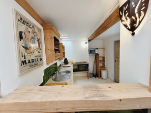 Interior - Apartment with roof terrace in Aix (Aix-en-Provence)