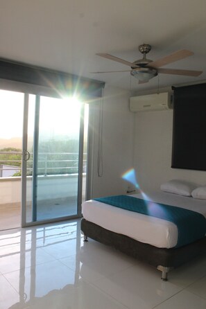 1 bedroom, premium bedding, free WiFi, bed sheets