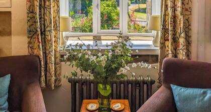 2 bedroom accommodation in Eyam, near Bakewell