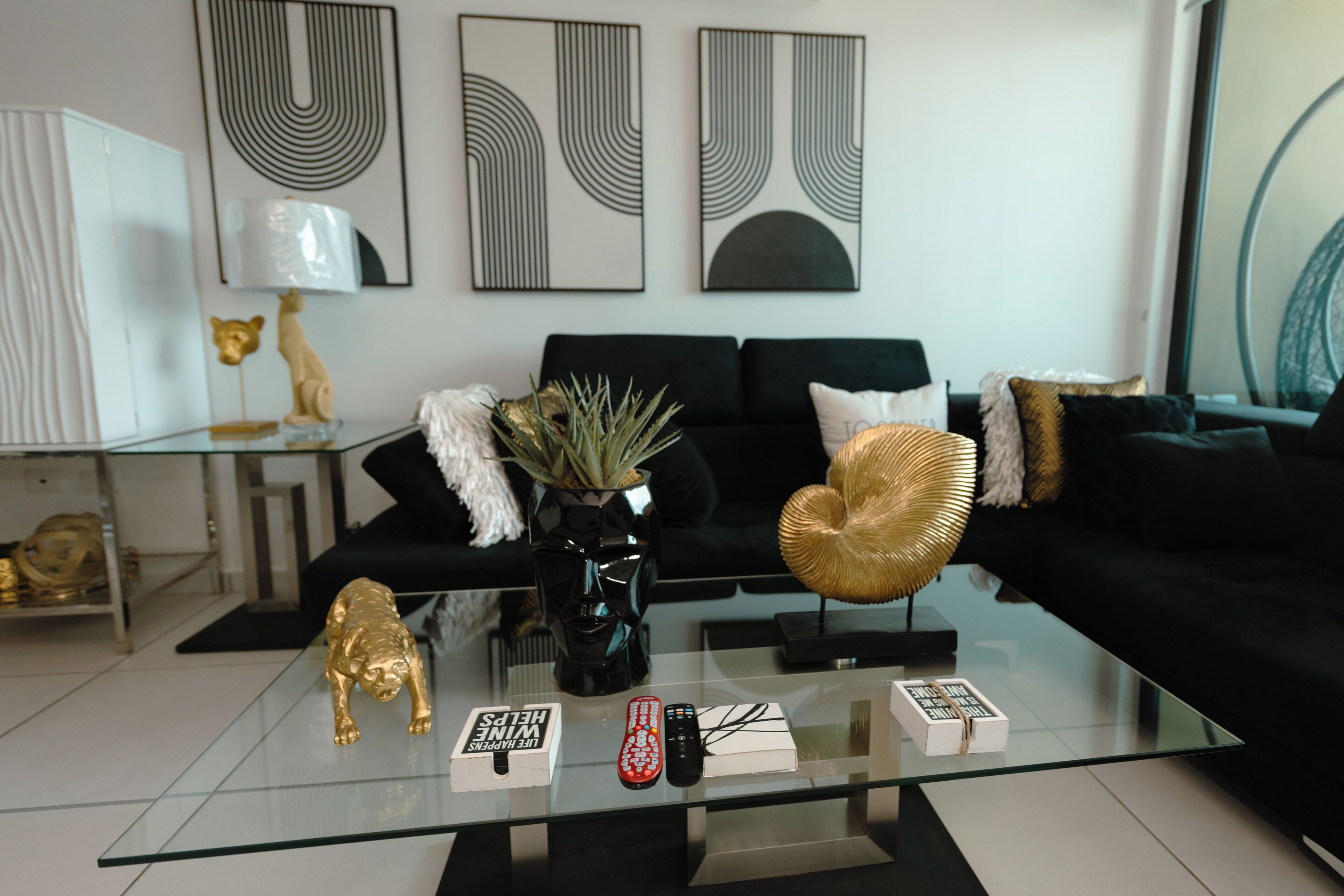 TV, stereo, offices