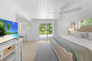 3 bedrooms, iron/ironing board, free WiFi, bed sheets - Wait and Sea! Amazing location! (Captiva)