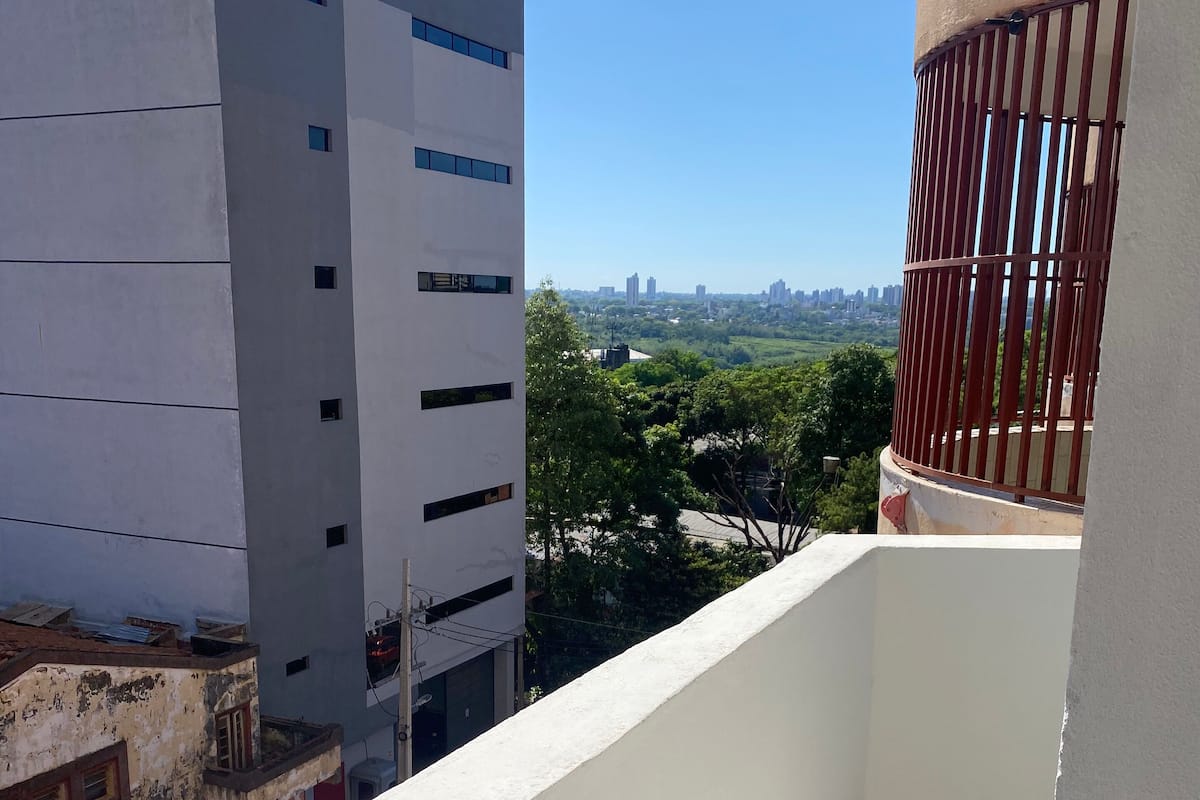 Appartement Panoramique | 1 chambre, Wi-Fi gratuit, draps fournis