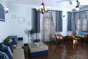 TV layar datar