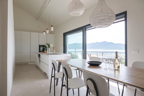 Villa Orizzonti - Drei Schlafzimmer Villa, Schläft 8