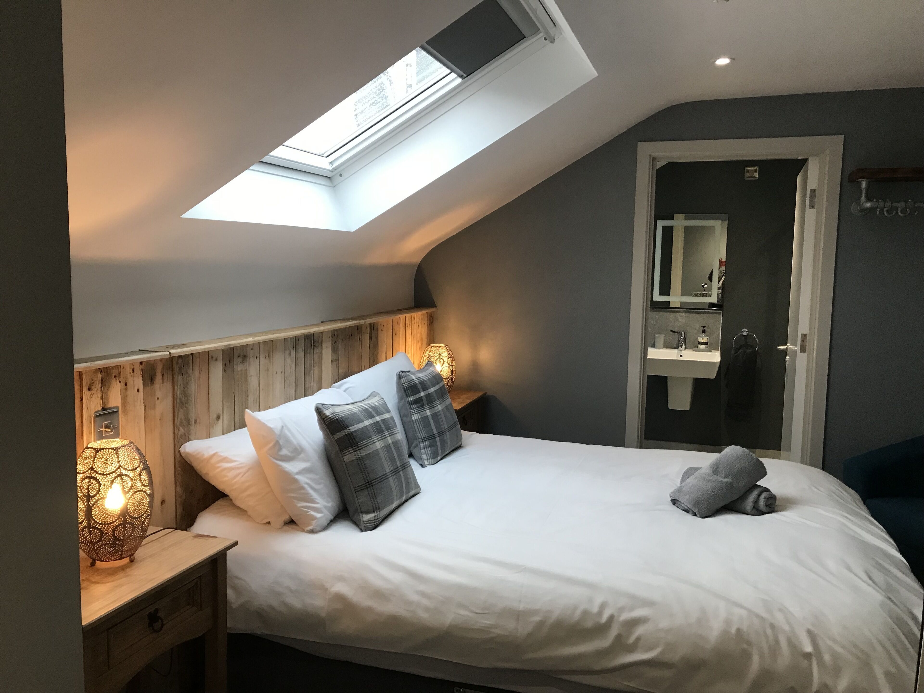 9 habitaciones y wifi 