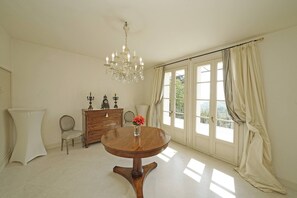 Interior - Villa San Carlo - Gardagate (Roè)