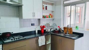 Fridge, microwave, oven, stovetop