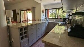 Kookgerei, borden en bestek