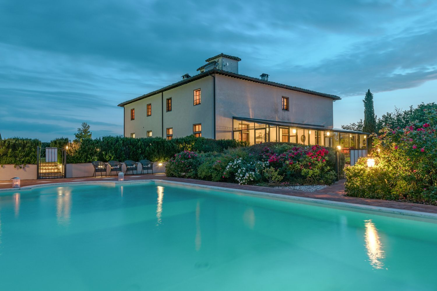 Inomhuspool och uppvärmd pool