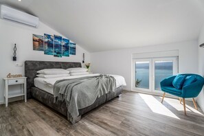 2 chambres, fer et planche à repasser, accès Internet, draps fournis