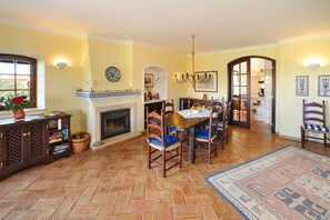 Dining - Villa Andressa - Three Bedroom Villa, Sleeps 6 (Lagoa)