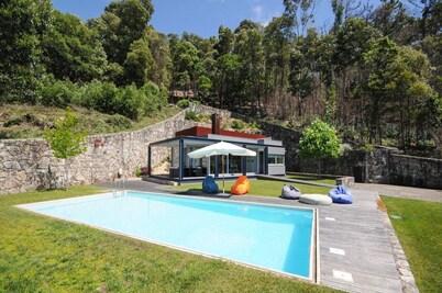 Moradia Moledo - Three Bedroom Villa, Sleeps 6