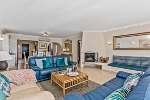 Fireplace, DVD player - Villa Lobo - Three Bedroom Villa, Sleeps 6 (Almansil)