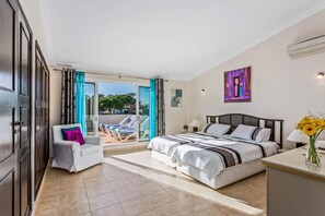 3 bedrooms, iron/ironing board, travel cot, WiFi