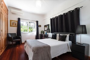 5 Schlafzimmer, Bügeleisen/Bügelbrett, WLAN, Bettwäsche