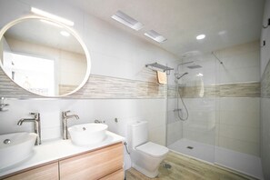 مجففات شعر، مناشف