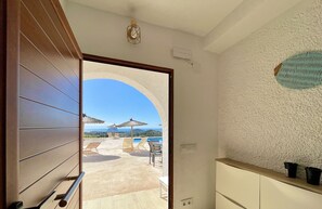Interior - Villa MATIMI in Benissa – Country house with swimming pool, terrace with views, electric car charger and peaceful surroundings (Benissa)