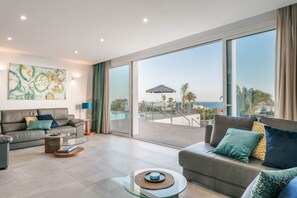 TV, DVD player, ping pong - Villa Canwell - Four Bedroom Villa, Sleeps 8 (Puerto del Carmen)