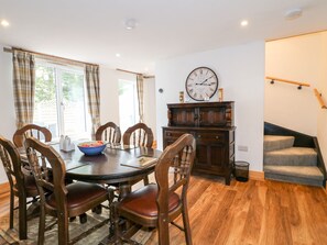 Cottage | Interior