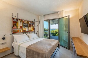 4 chambres, fer et planche à repasser, Wi-Fi, draps fournis