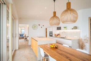 Private kitchen - San Zeno - Three Bedroom Villa, Sleeps 8 (San Zeno di Montagna)