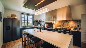 Lave-vaisselle, chaise haute