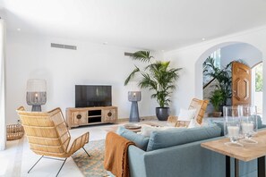 Caminetto, tavolo da ping pong